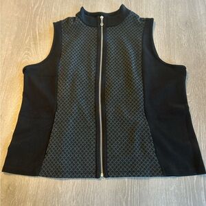 Weekends By Chico's Size 3=XL Black Textured Quilted Vest Full Zip Stretch Side